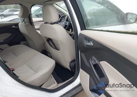 2015 Ford Focus Se z USA, uszkodzony, nr VIN 1FADP3F24FL350543